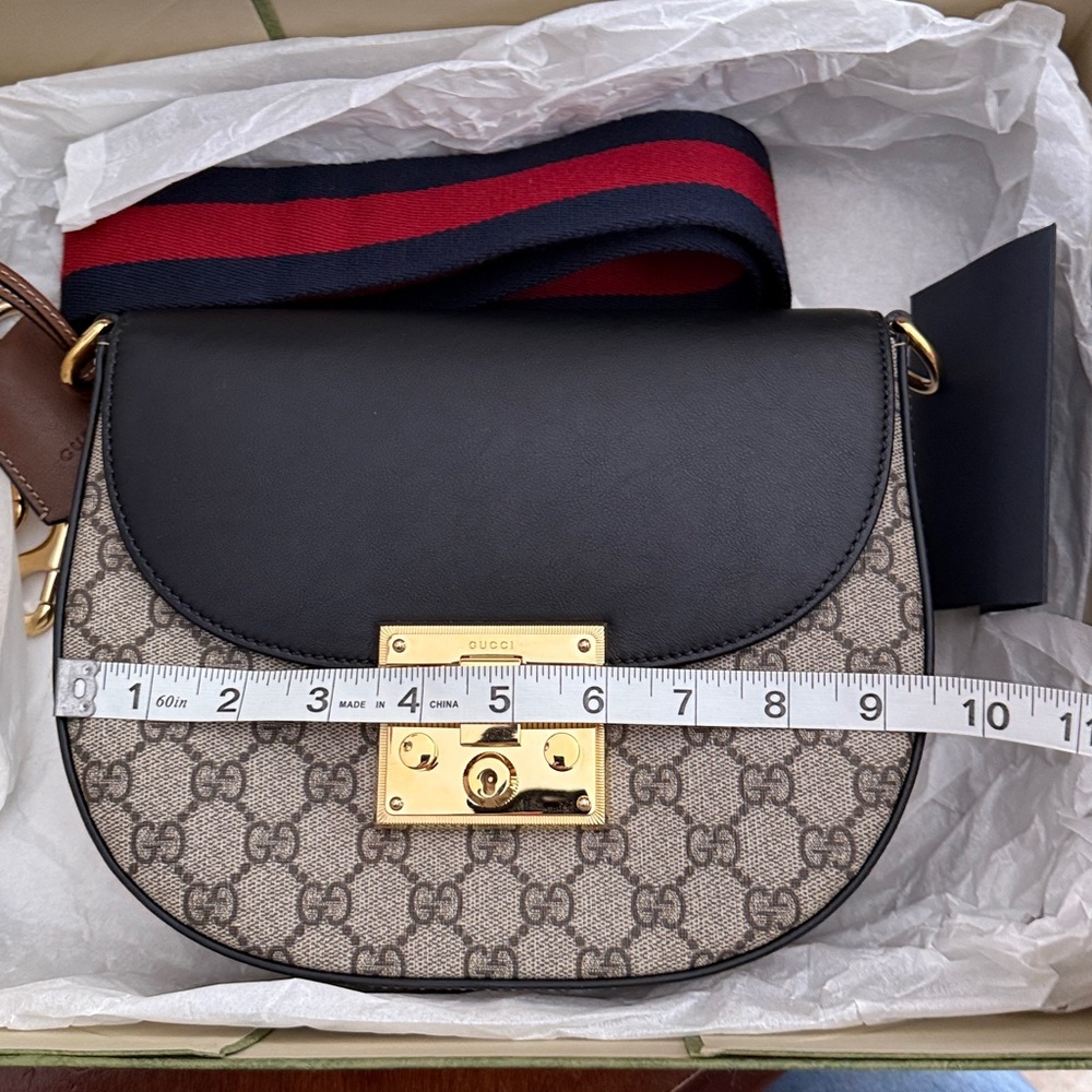 Authentic Gucci Supreme Padlock Crossbody Bag NWOT Reasonable offers welcome - Picture 13 of 14